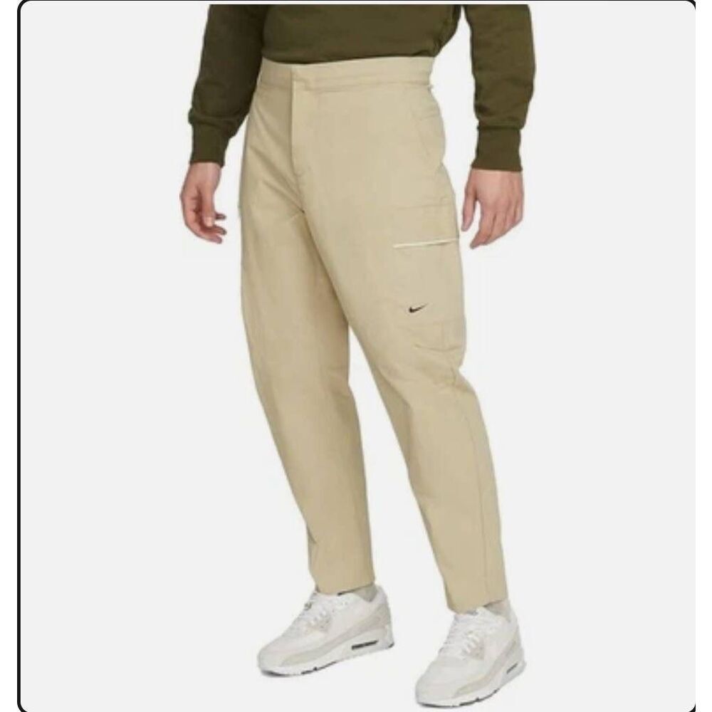 Nike Utility Pants Mens Medium 32 Sportswear Style Essentials Khaki Limestone/Sa